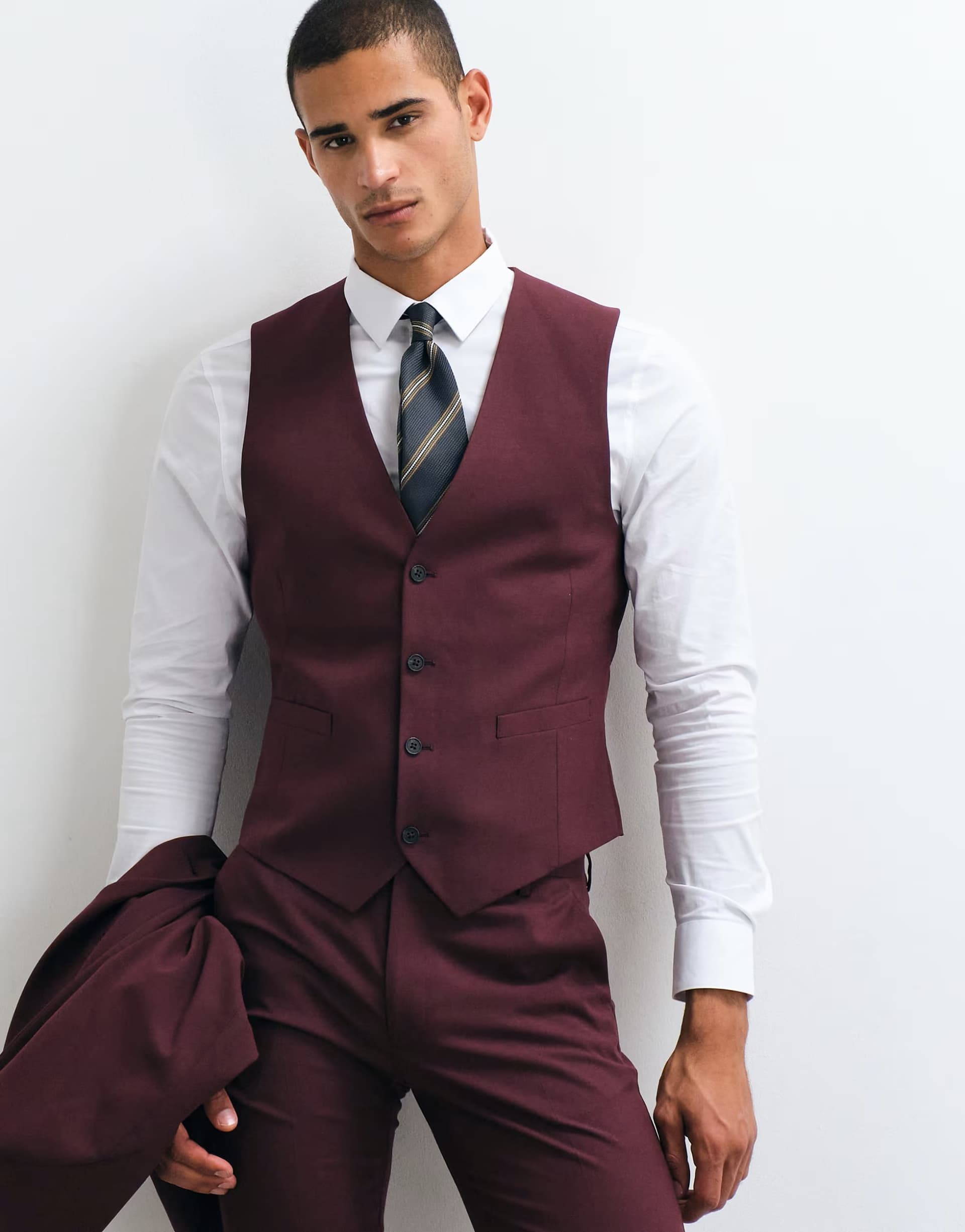 ASOS ASOS DESIGN skinny suit waistcoat in burgundy