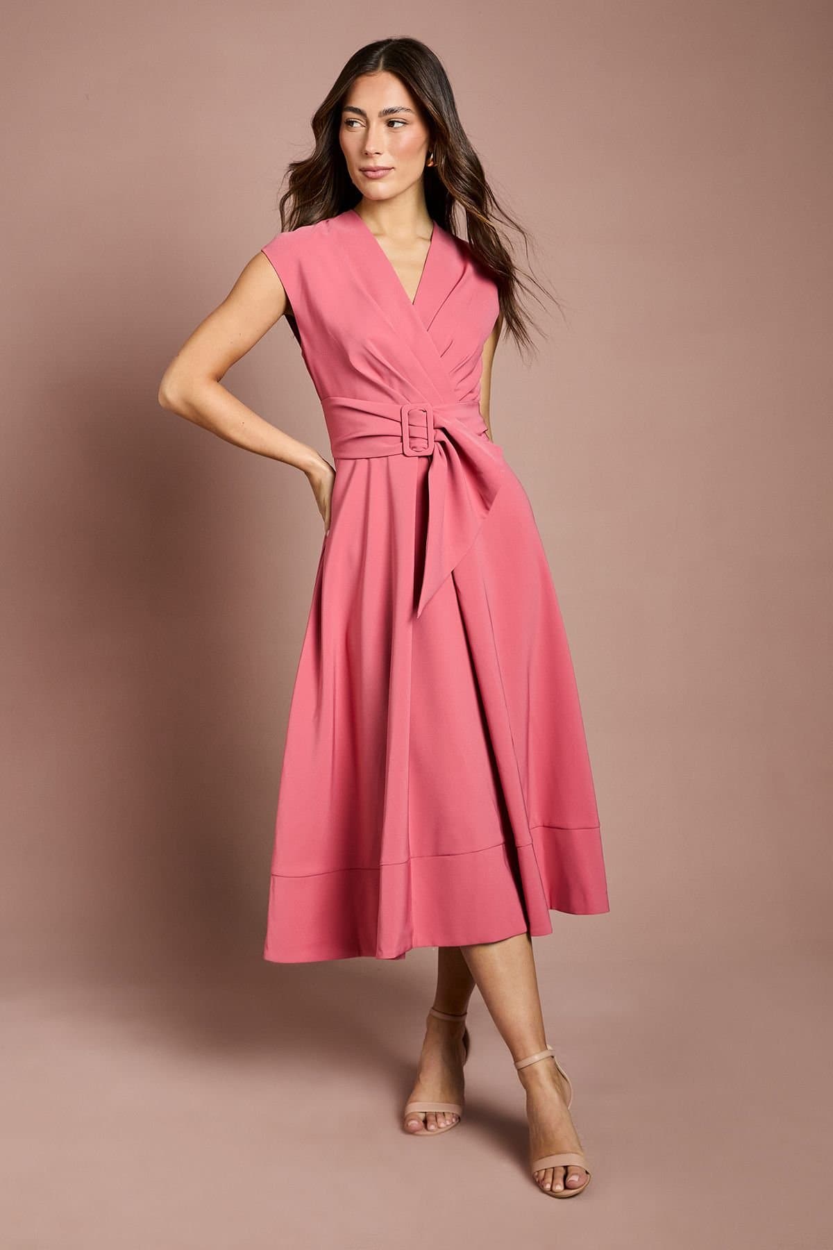 Coast Coast Women's Belted Crepe Dress in Dusty Rose