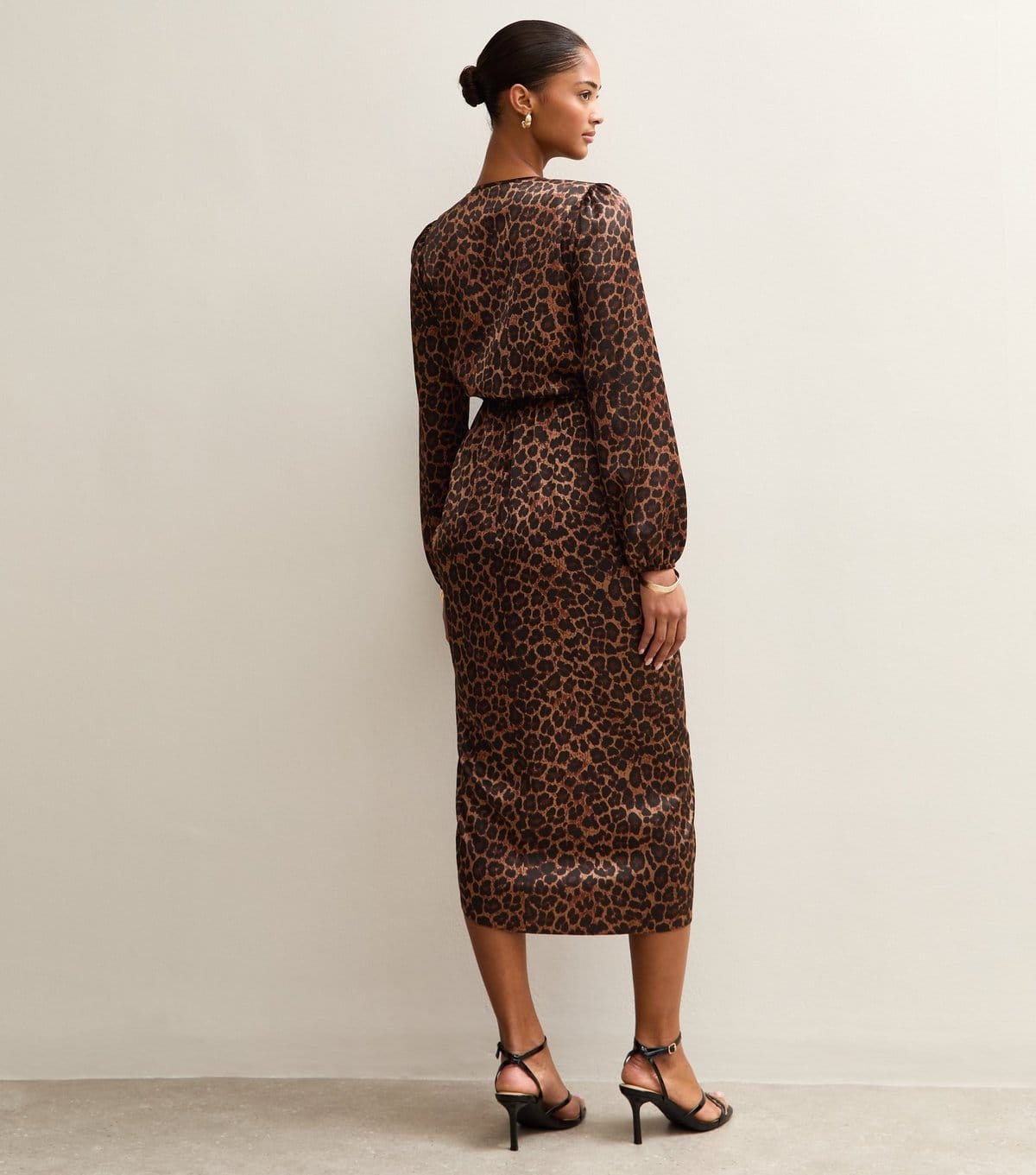 New Look Women's Brown Satin Animal Print Wrap Midi Dress New Look - 4