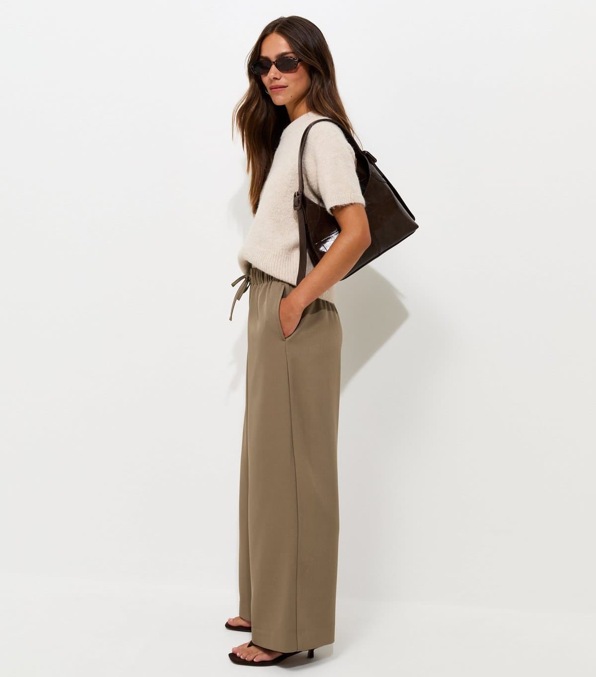 New Look Women's Petite Stone Pull On Wide Leg Trousers New Look