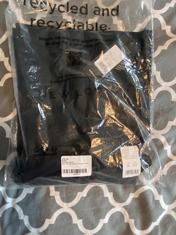 New Look Men’s black suit trousers