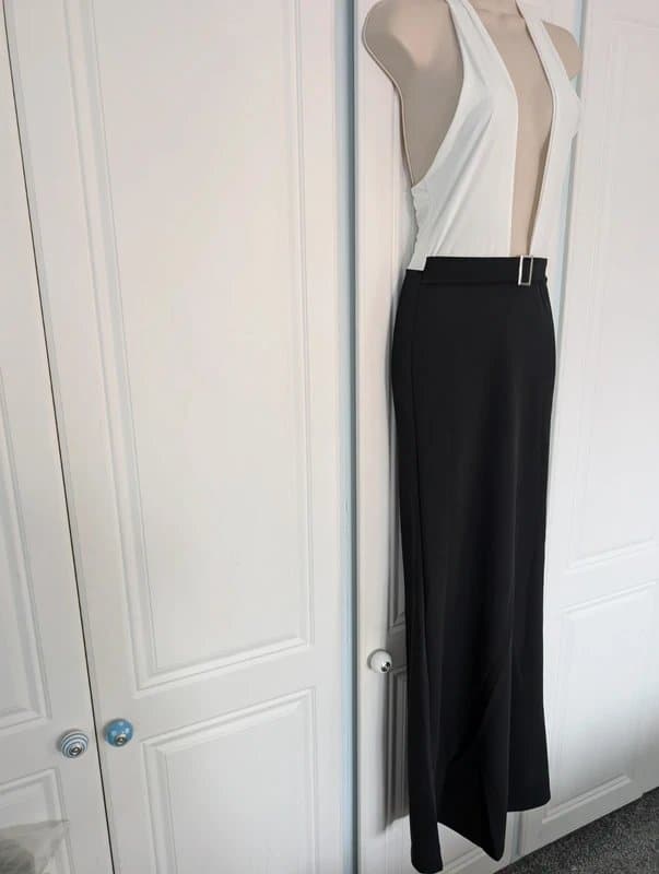 ASOS ASOS halterneck maxi dress in black and white size 4-6