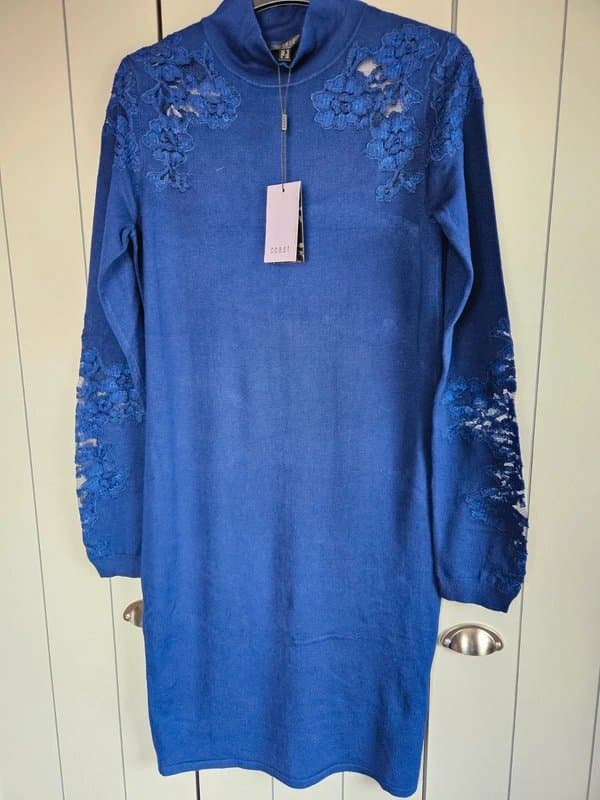 Coast BNWT Stunning Coast Navy dress Size 12