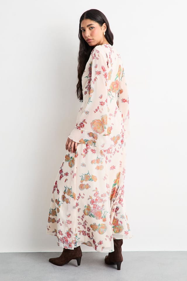 Warehouse Warehouse Women's Chiffon Bohemian Button Through Floral Maxi Dress in Cream - 3