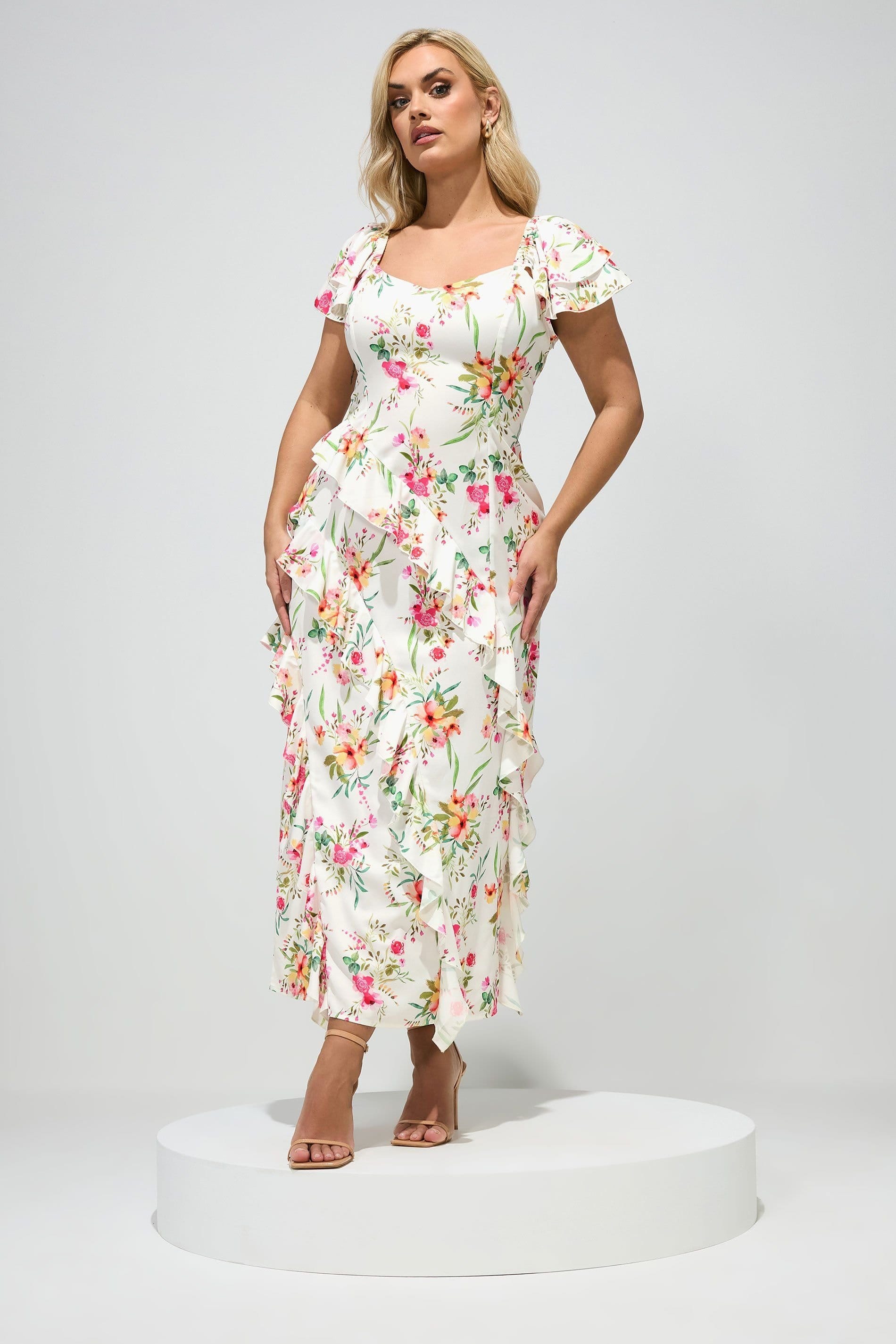 Yours Yours Women's Floral Sweetheart Neckline Maxi Dress in White - 4