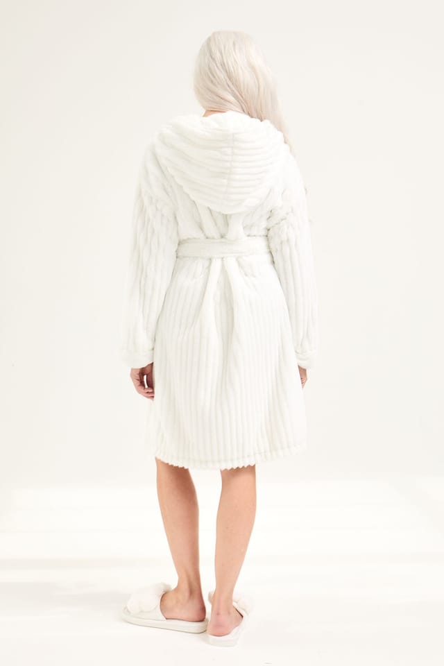 Pretty You London Pretty You London Women's Cloud Robe in Cream - 3