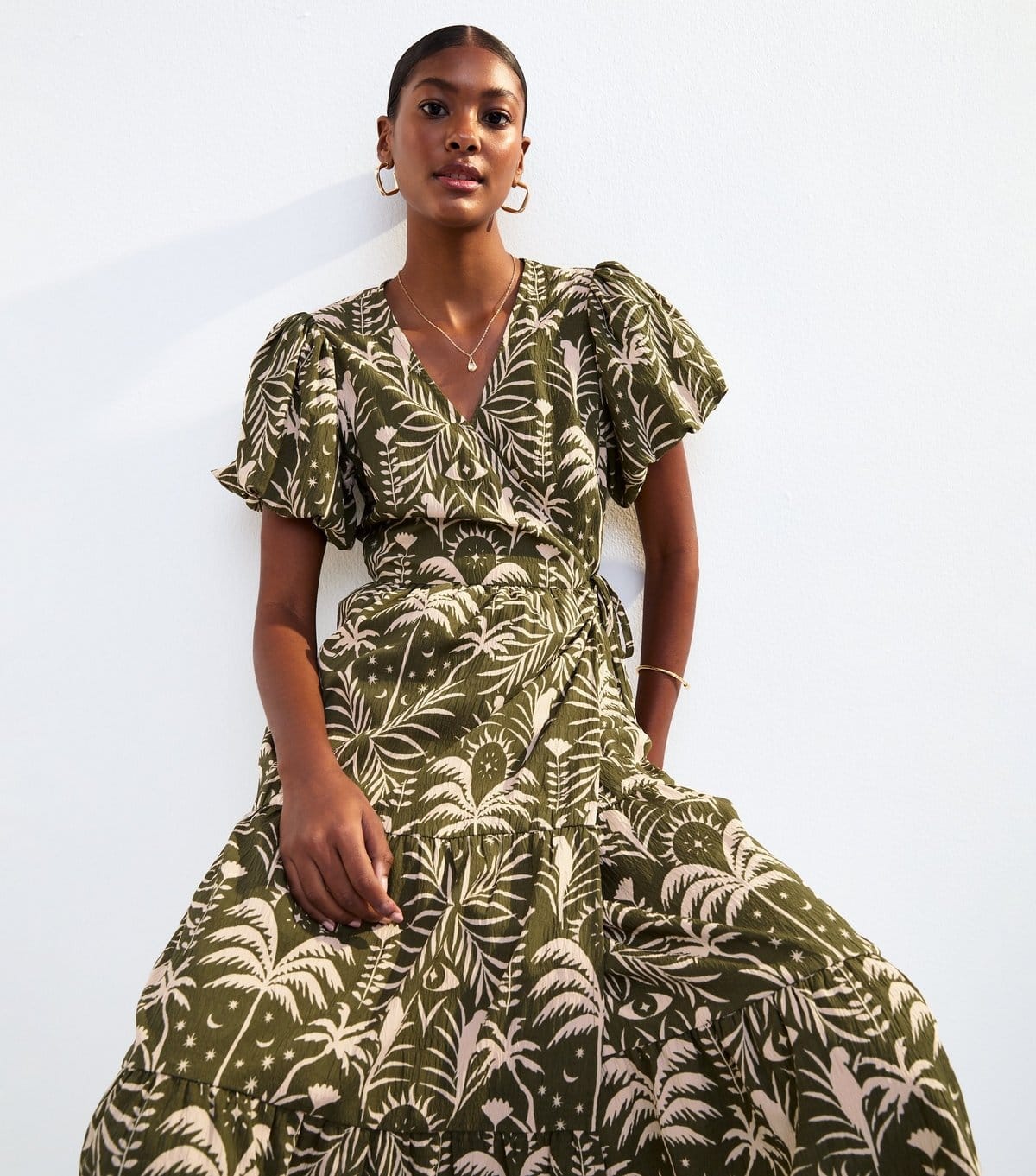 New Look Khaki Palm Print Puff Sleeve Midi Dress