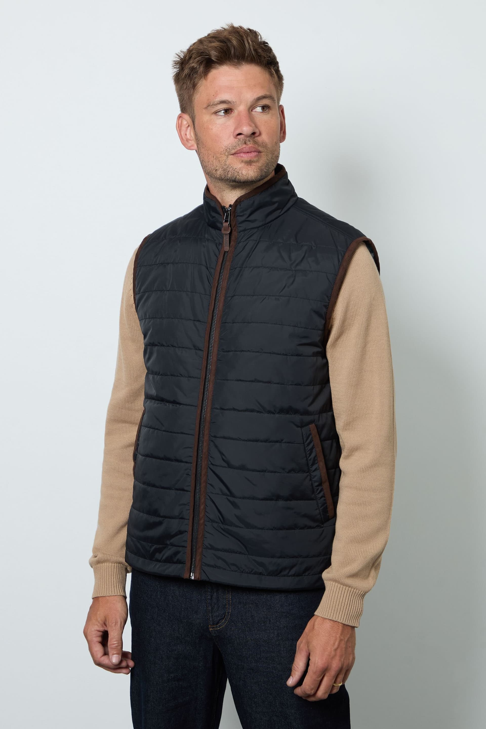 Maine Maine Men's Black Quilted Gilet