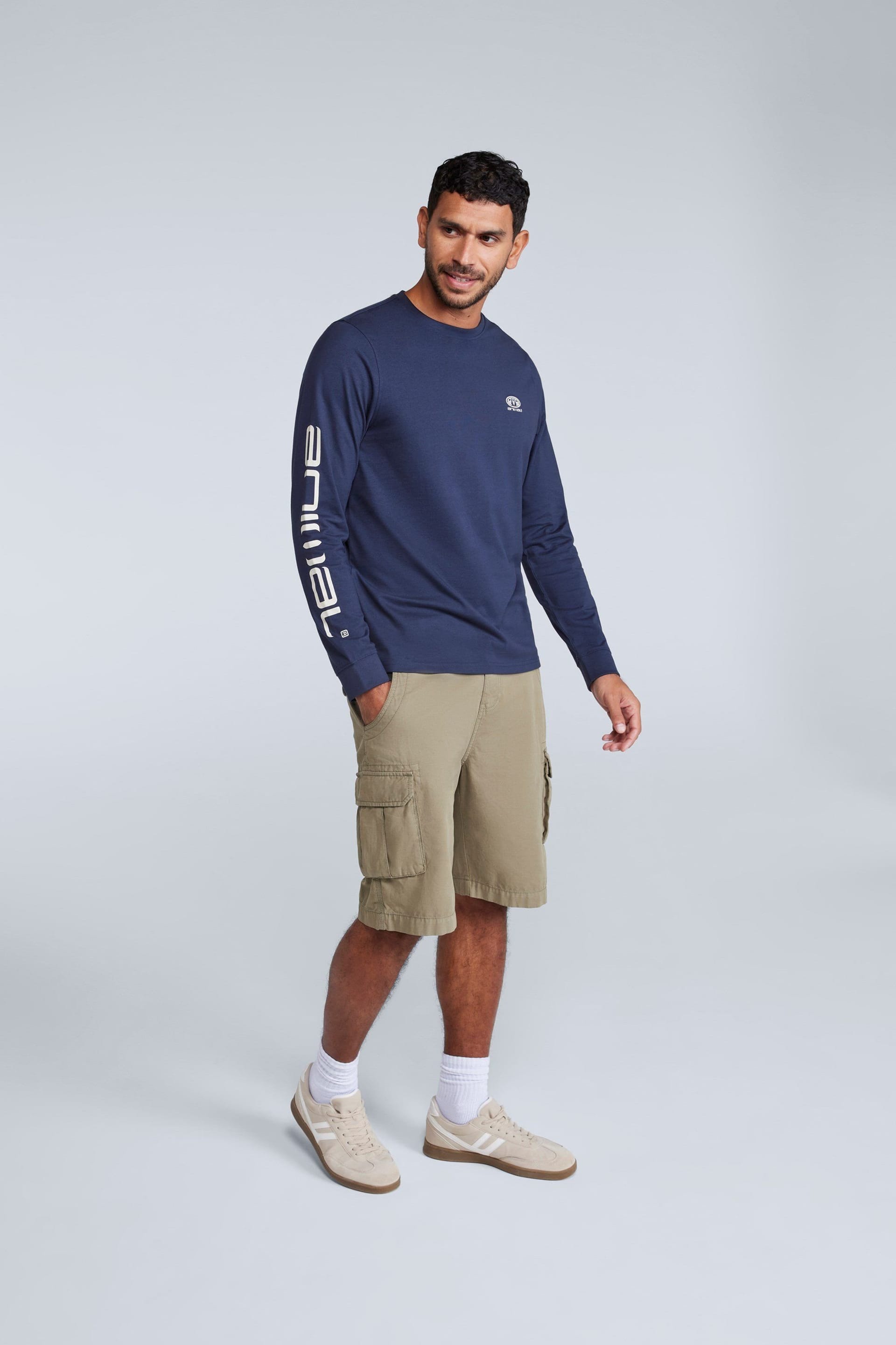 Animal Animal Men's 'Tommy' Long Sleeve Graphic Cotton T-Shirt in Dark Blue - 4