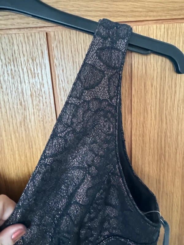 Vera Wang Vera Wang size 12 prom dress / ballgown, copper black