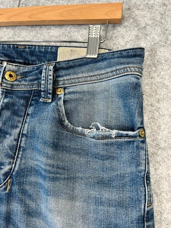 Diesel Diesel Larkee Jeans Mens W30 L30 Light Wash Denim Button Fly Distressed Pant C53