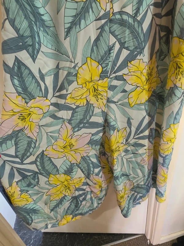 New Look New Look Tropical Floral Print Playsuit - Size 26