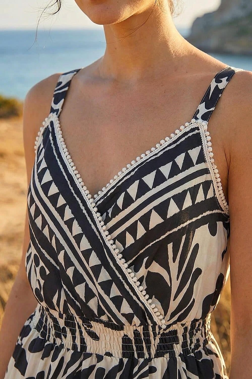 Dusk Dusk Women's Abstract Twist Maxi Dress in Black - 4