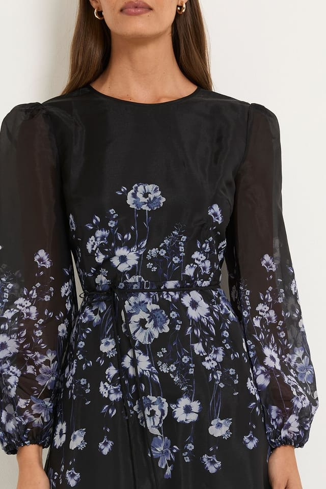 Wallis Wallis Women's Floral Placement Organza Midi Dress in Navy - 2