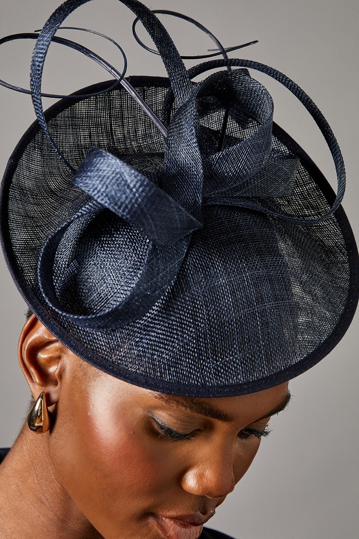 Coast Coast Women's Side Facing Structured Fascinator in Navy - 3