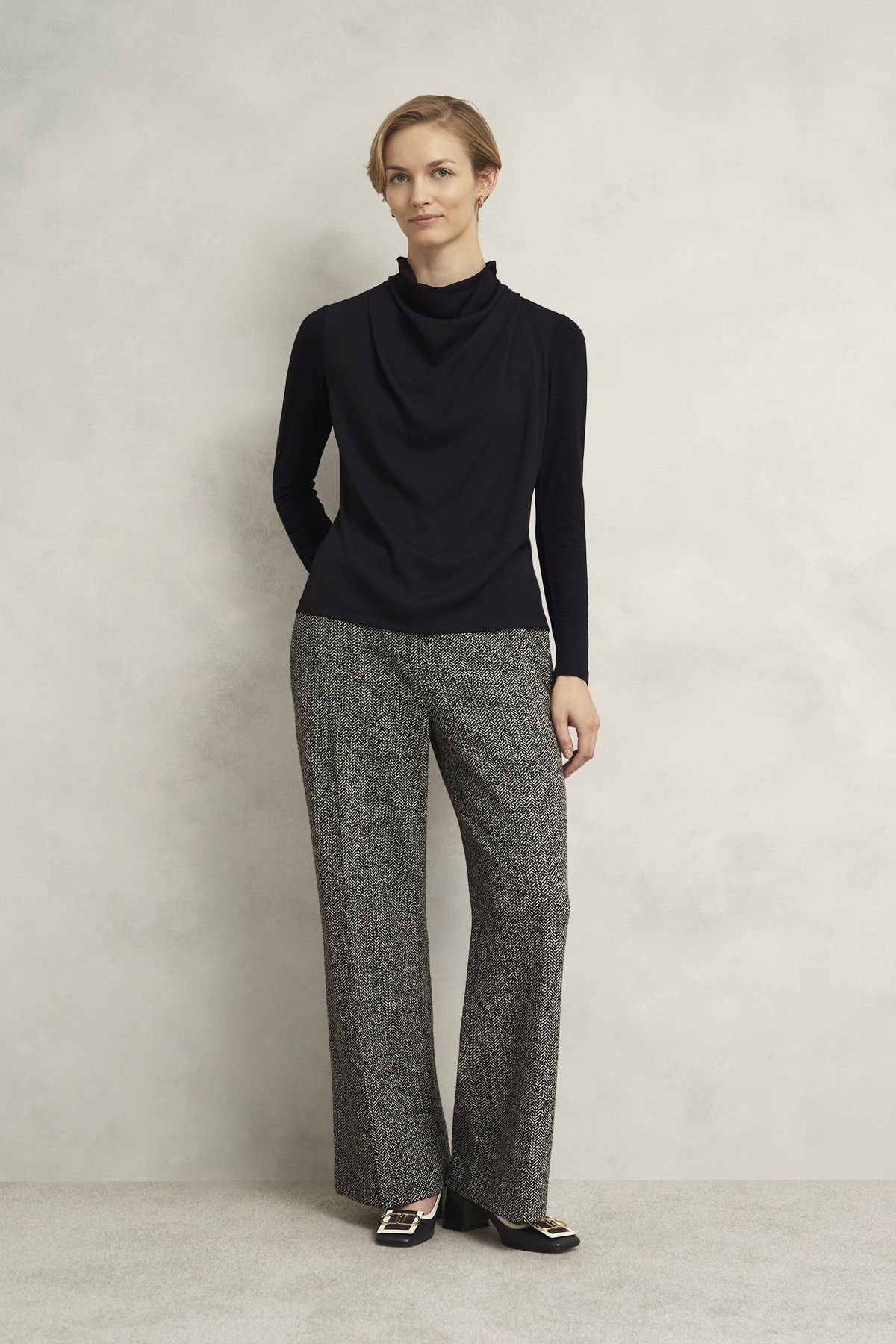 Hobbs London Hobbs London Women's Arielle Cowl Neck Blouse in Dark Navy - 3