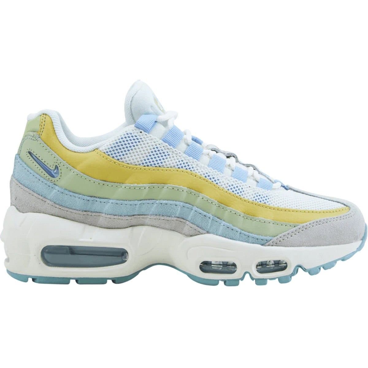 Nike Nike Women's Air Max 95 Suede Trainers in Duck Egg Blue