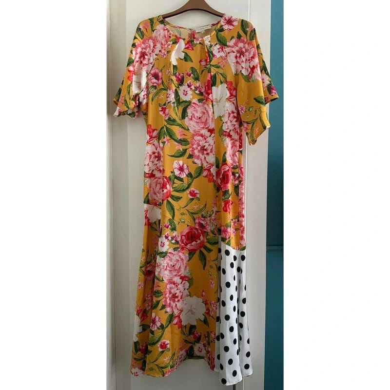 Never Fully Dressed Floral Midi Dress (Medium)