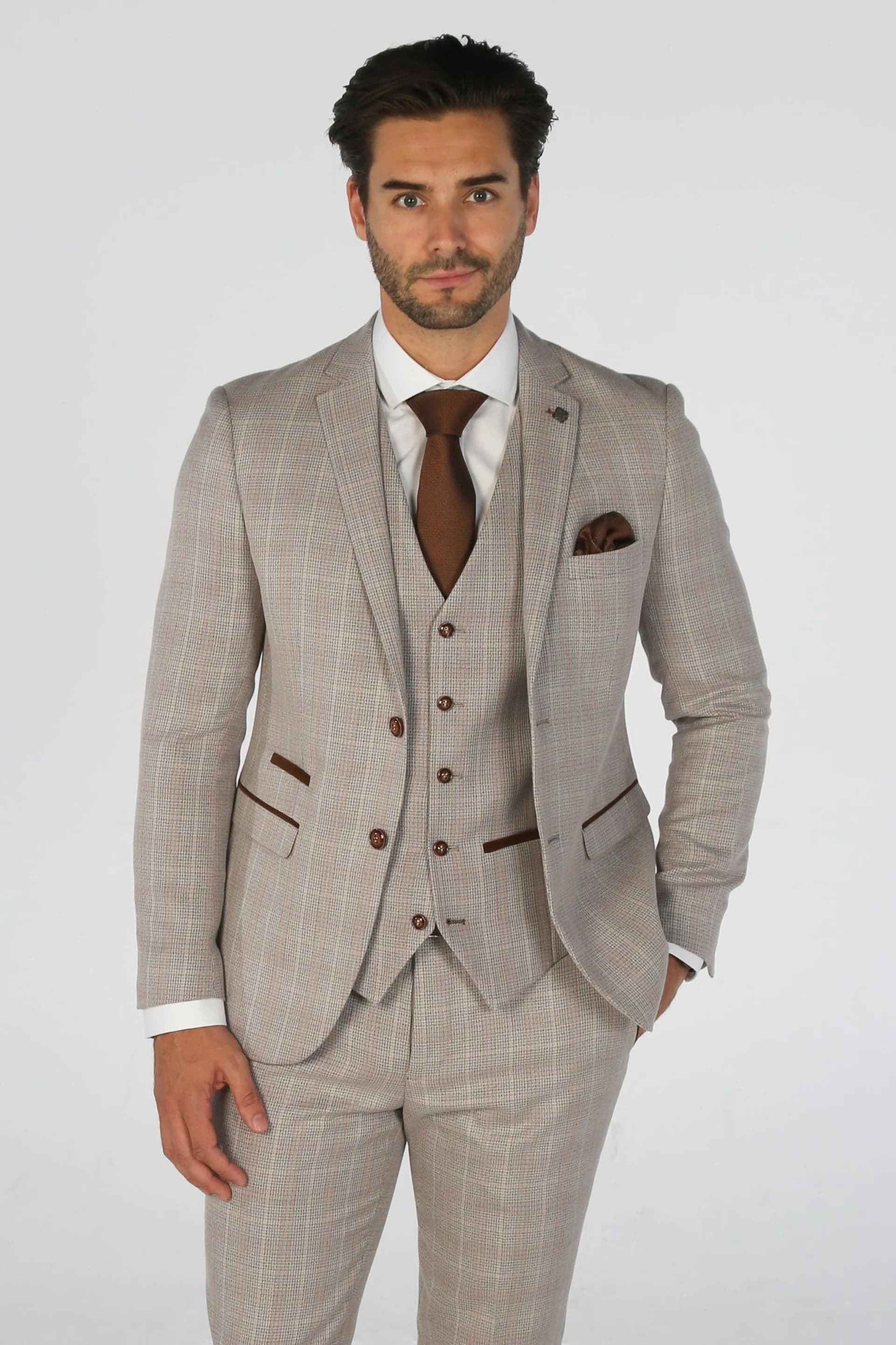 Paul Andrew Paul Andrew Men's Leo Checked Tailored Fit Blazer in Beige