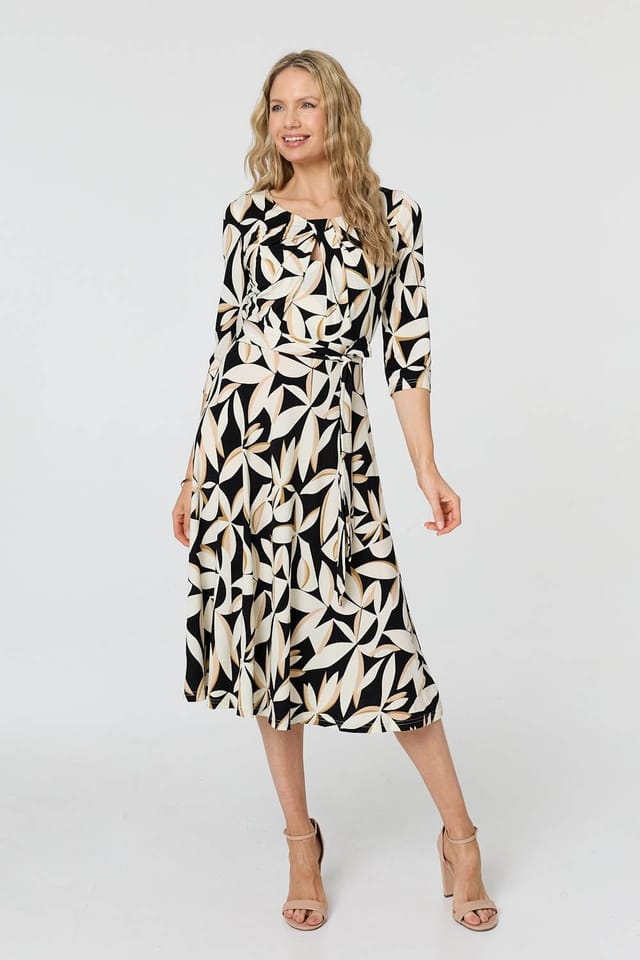 Izabel London Izabel London Women's Leaf Print 3/4 Sleeve Midi Tie Dress in Black - 2