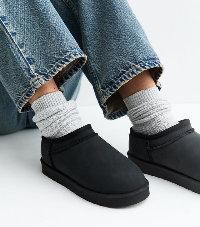 New Look Women's Black Faux Suede Low Top Sherpa Lined Slipper Boots Vegan New Look - 2