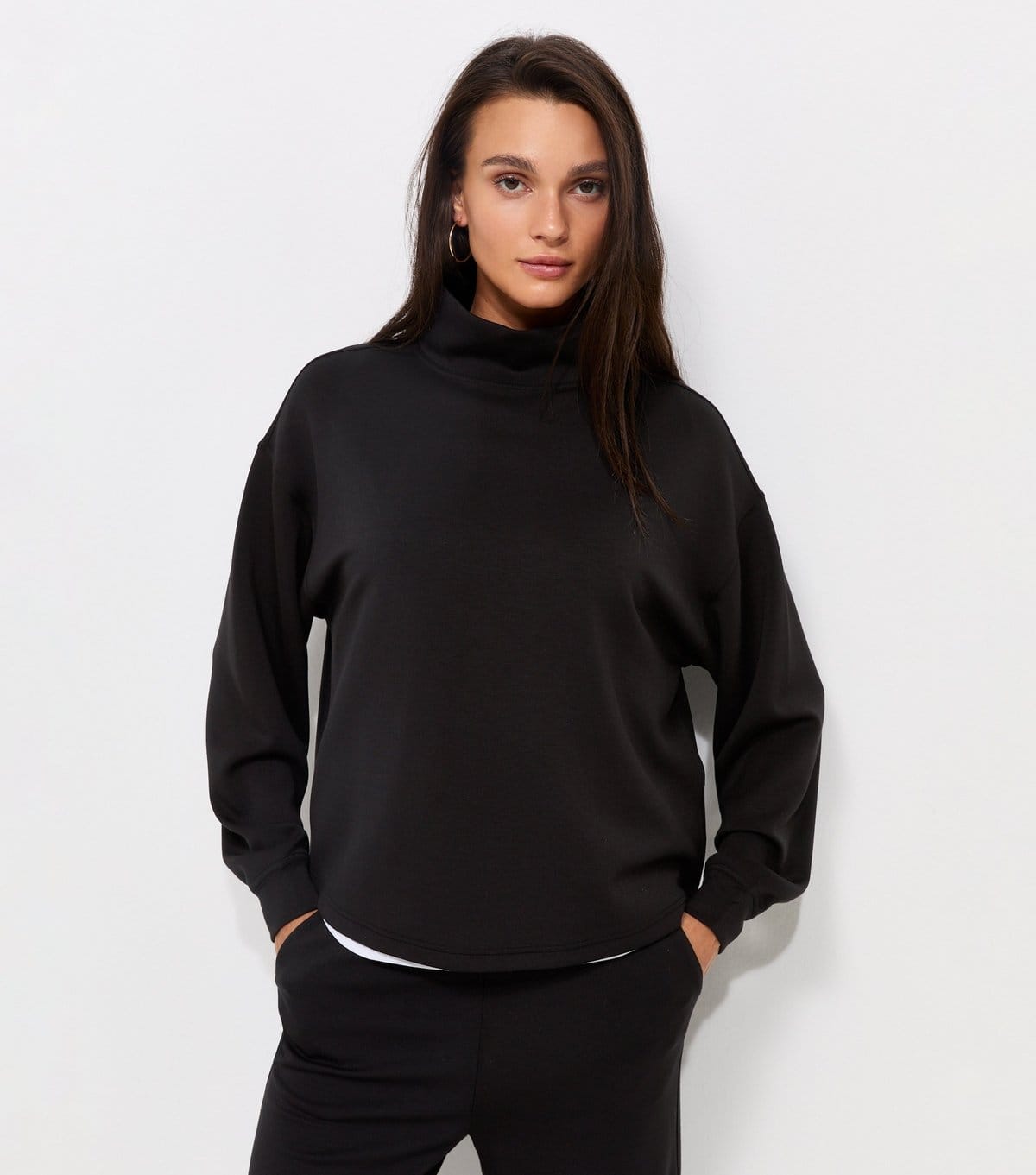 New Look Women's Premium Black Funnel Neck Sweatshirt New Look - 1