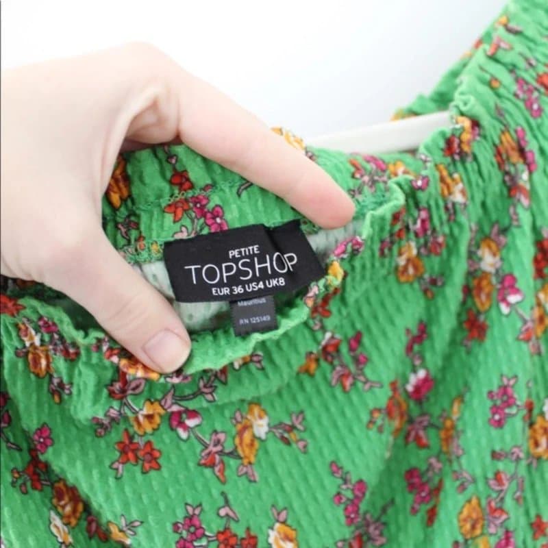 Topshop Topshop Floral Off Shoulder Crop Top NWOT Green Size 4P