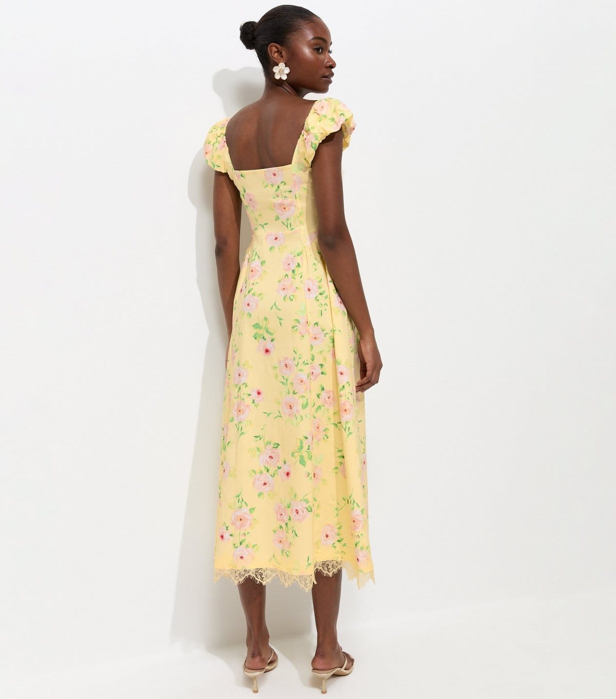 New Look Women's Yellow Painted Rose Print Milkmaid Midi Dress New Look - 4