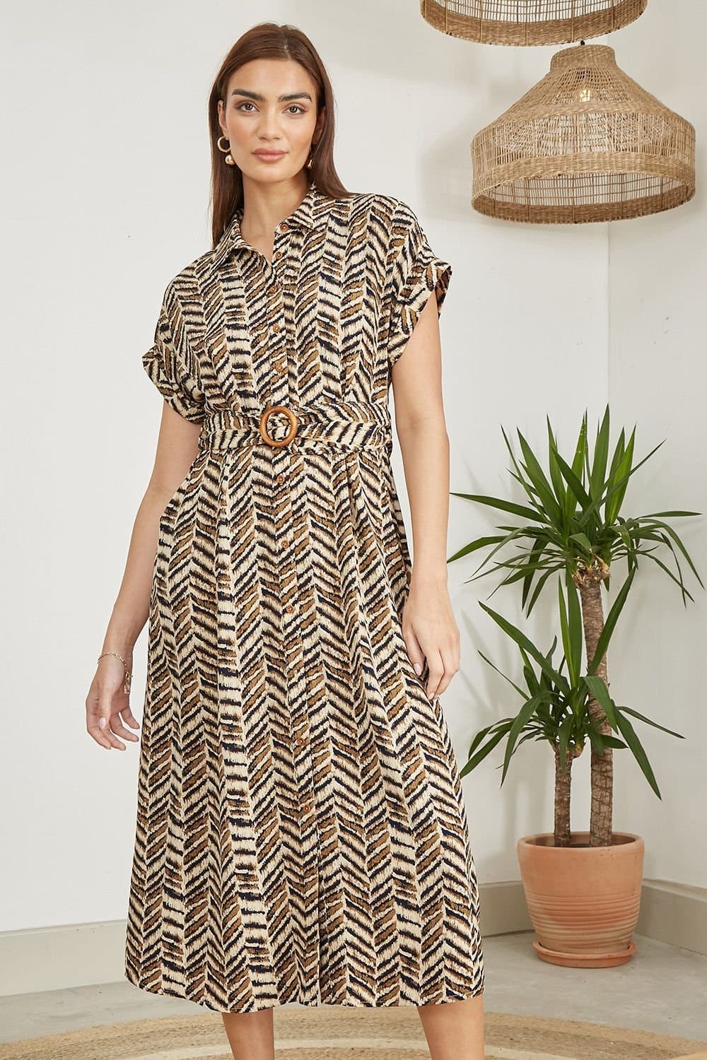 Yumi Yumi Women's Brown Abstract Animal Print Relaxed Midi Shirt Dress With Belt