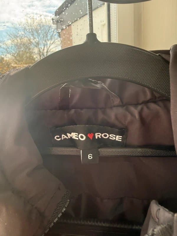 Cameo Rose Cameo Rose Black Puffer Gilet Hooded Bodywarmer Waist Tie Sleeveless Jacket Size 6