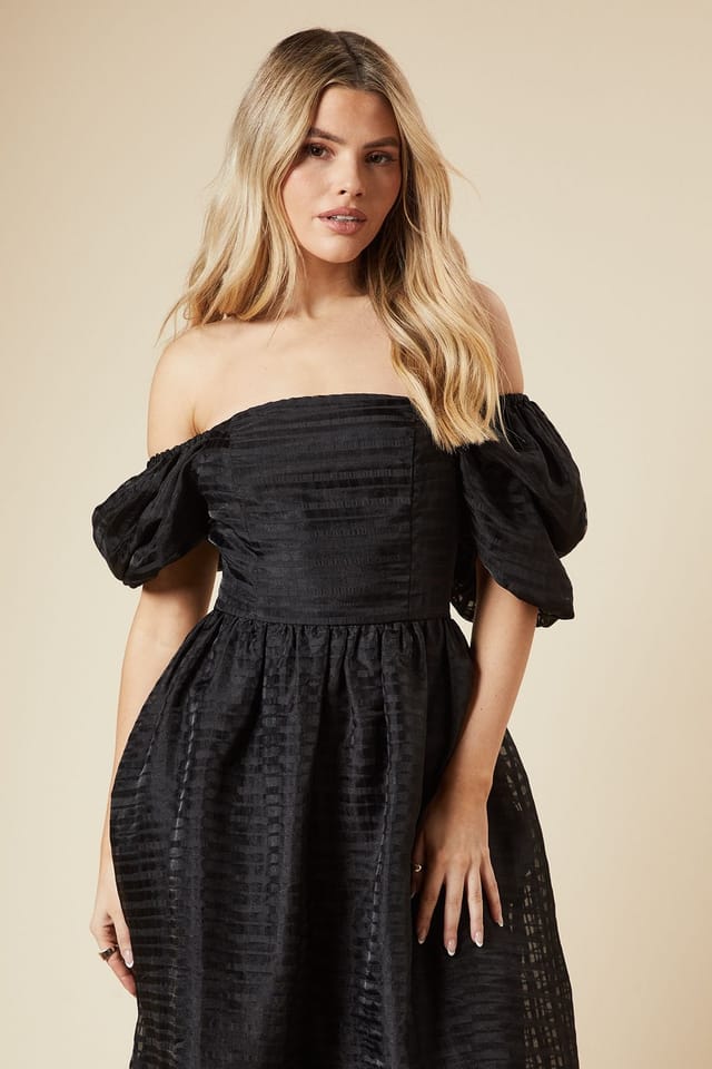 Dorothy Perkins Dorothy Perkins Women's DP Luxe Seersucker Square Neck Midi Dress in Black - 2