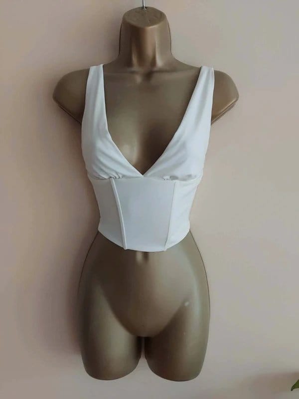 Stradivarius Vintage Crop Top 6-8 - 1