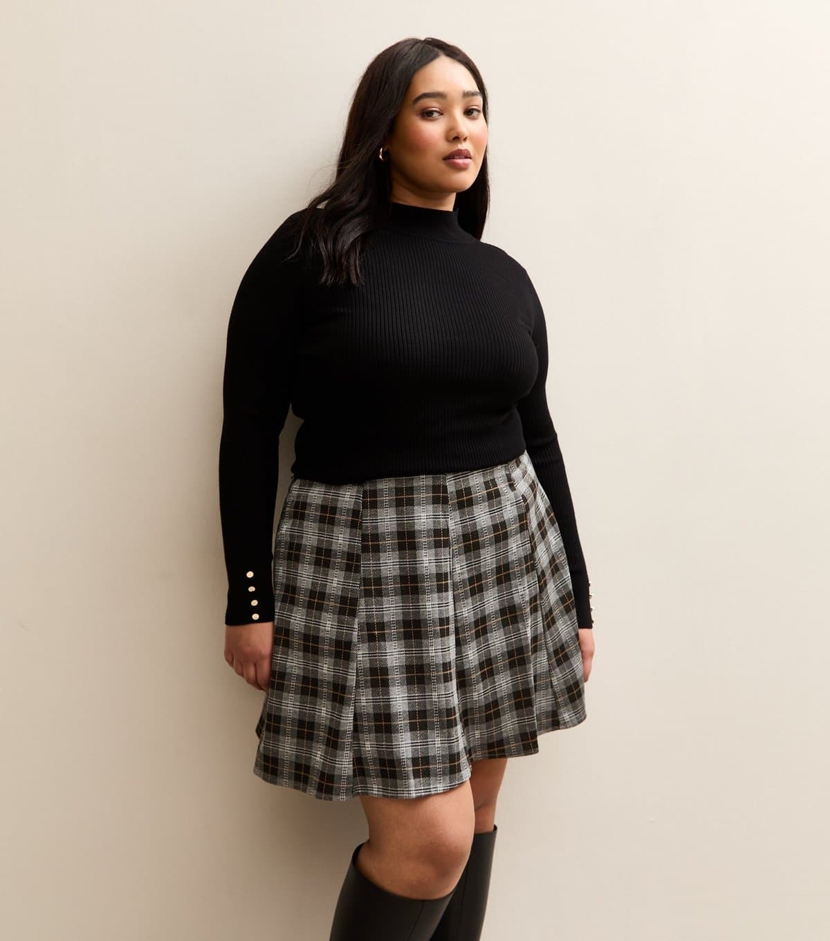New Look Women's Plus Size Grey Checked Pattern Mini Skirt Curves New Look
