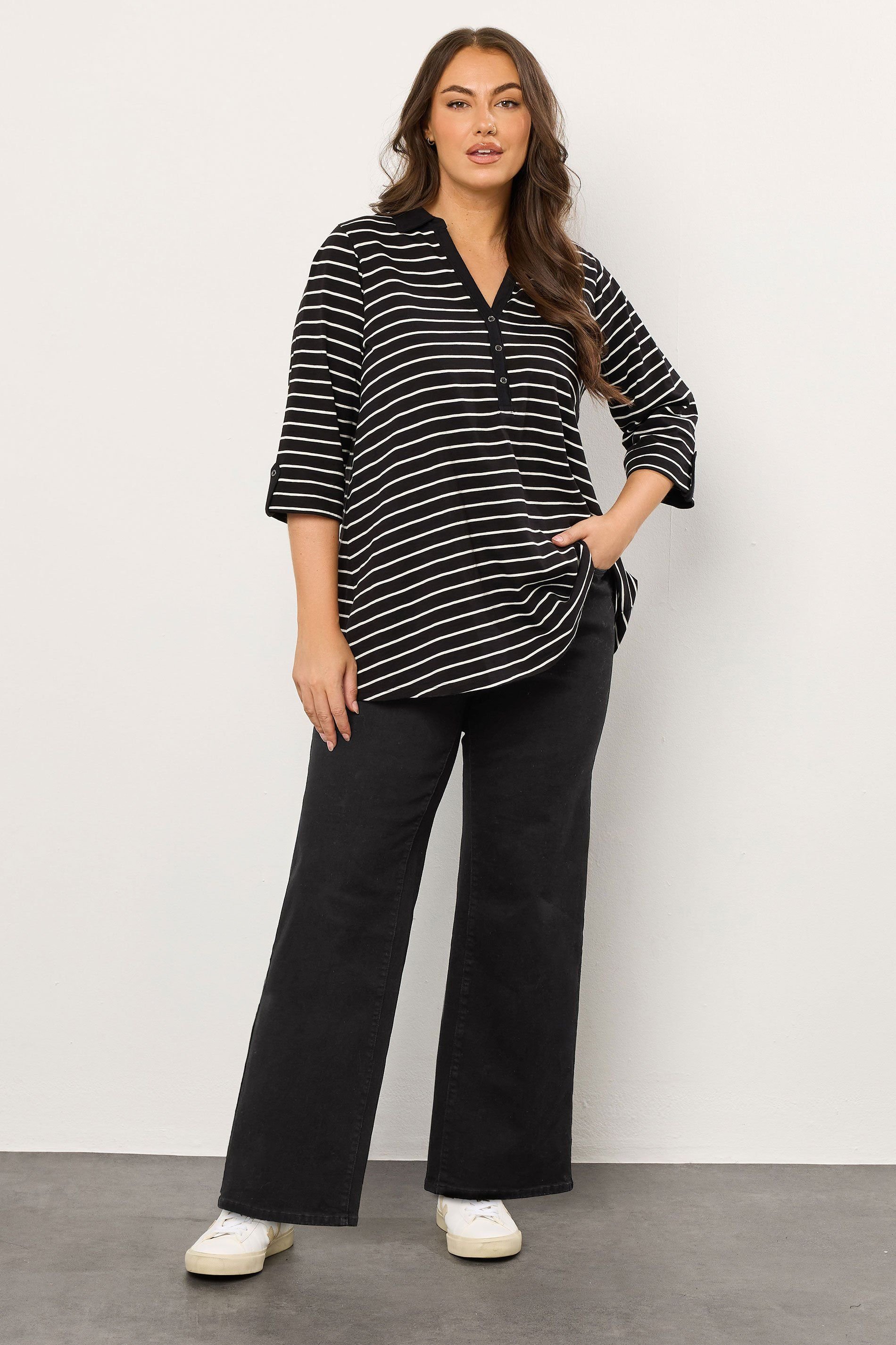 Evans Evans Women's Premium Wide Leg Jeans in Black - 3