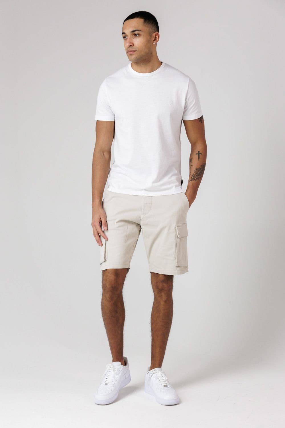 French Connection French Connection Men's Cotton Cargo Shorts in Stone - 4