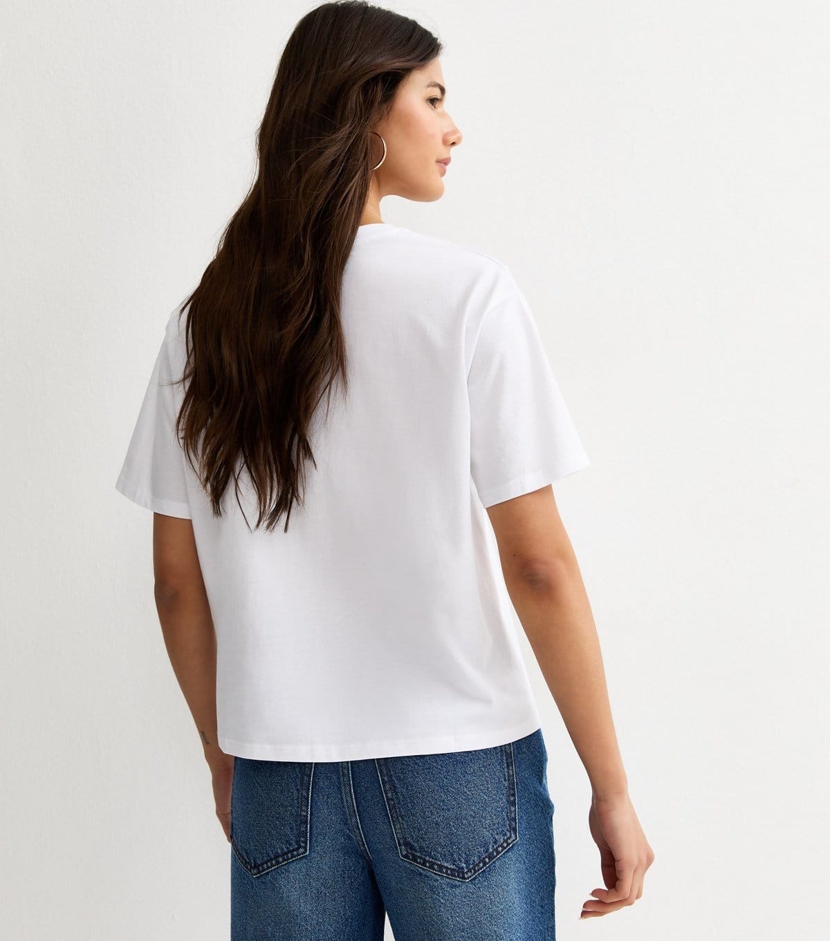 New Look Women's White Floral Cross Stitch Embroidered Boxy T-Shirt New Look - 4