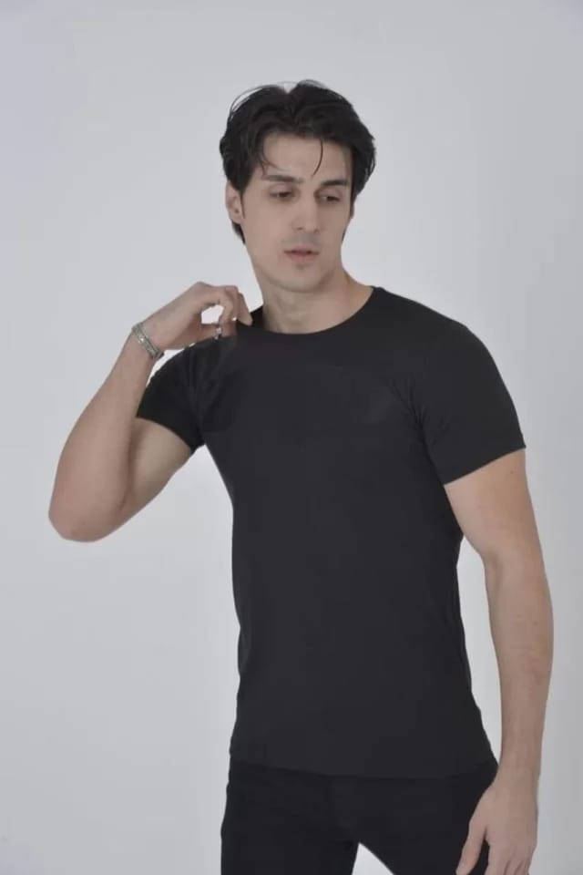 Janes Janes Men's Slim Fit Crew Neck T-Shirt in Black - 3