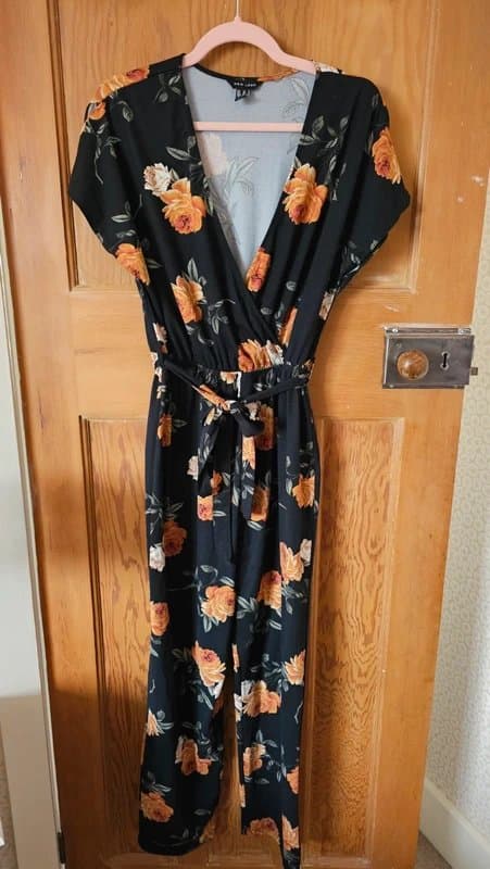 New Look New Look Floral Wrap Front Jumpsuit – Excellent Condition - size 12