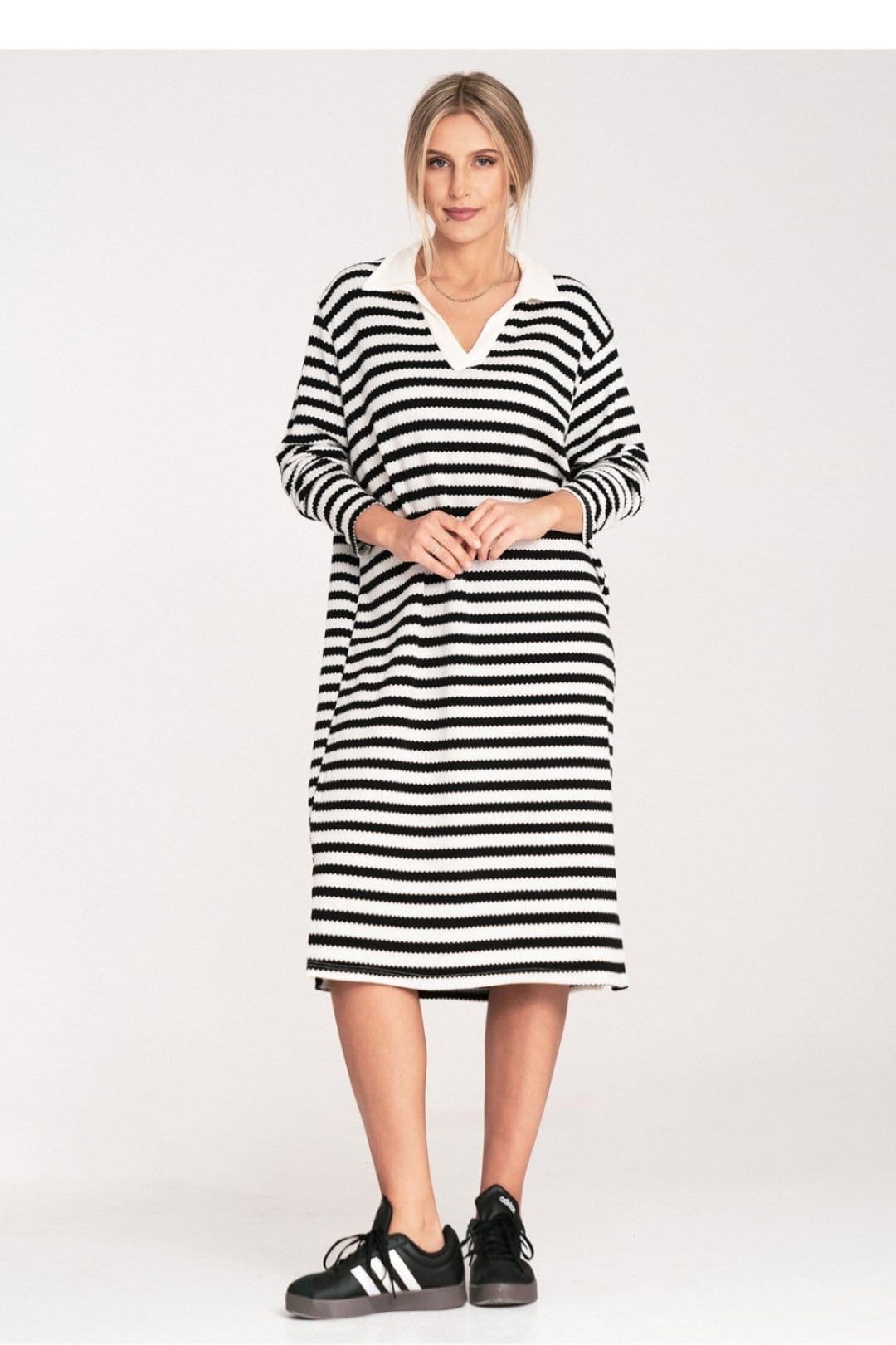 Love Lace Love Lace Women's Striped Knitted Collar Long Sleeve Dress to Knee in White - 4