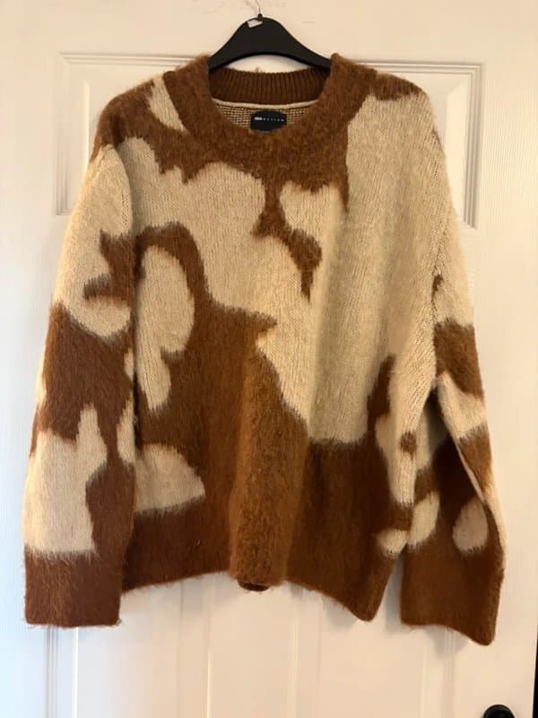 ASOS Women’s asos beige / brown patterned jumper size medium
