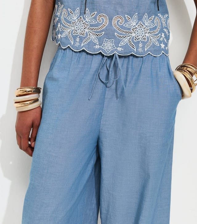 New Look Women's Light Blue Chambray Embroidered Hem Wide Leg Trousers New Look - 3