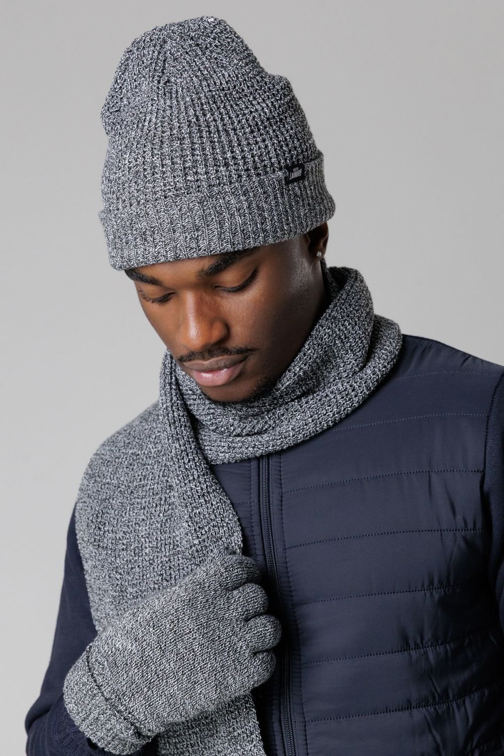 Tokyo Laundry Tokyo Laundry Men's Knit Hat, Scarf & Gloves Set in Charcoal - 2