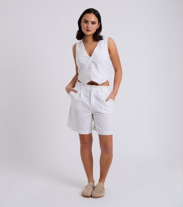 Urban Bliss Women's White Cotton Blend Shorts Urban Bliss New Look - 3