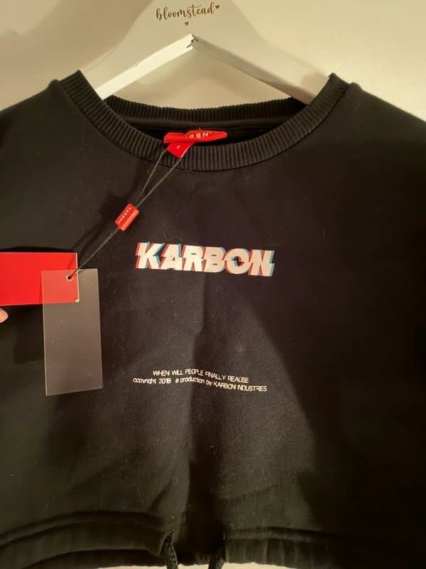 KARBON Karbon Cropped Sweatshirt Black Red Logo Jumper Size S BNWT