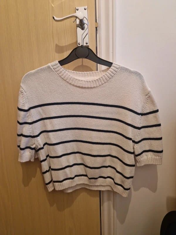 H&M Crop striped thin knit jumper