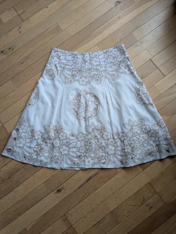 New Look Embroidered cotton boho skirt