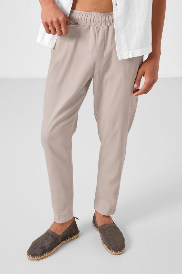 Tommy Life Tommy Life Men's Straight-Leg Gabardine Chinos in Stone - 2
