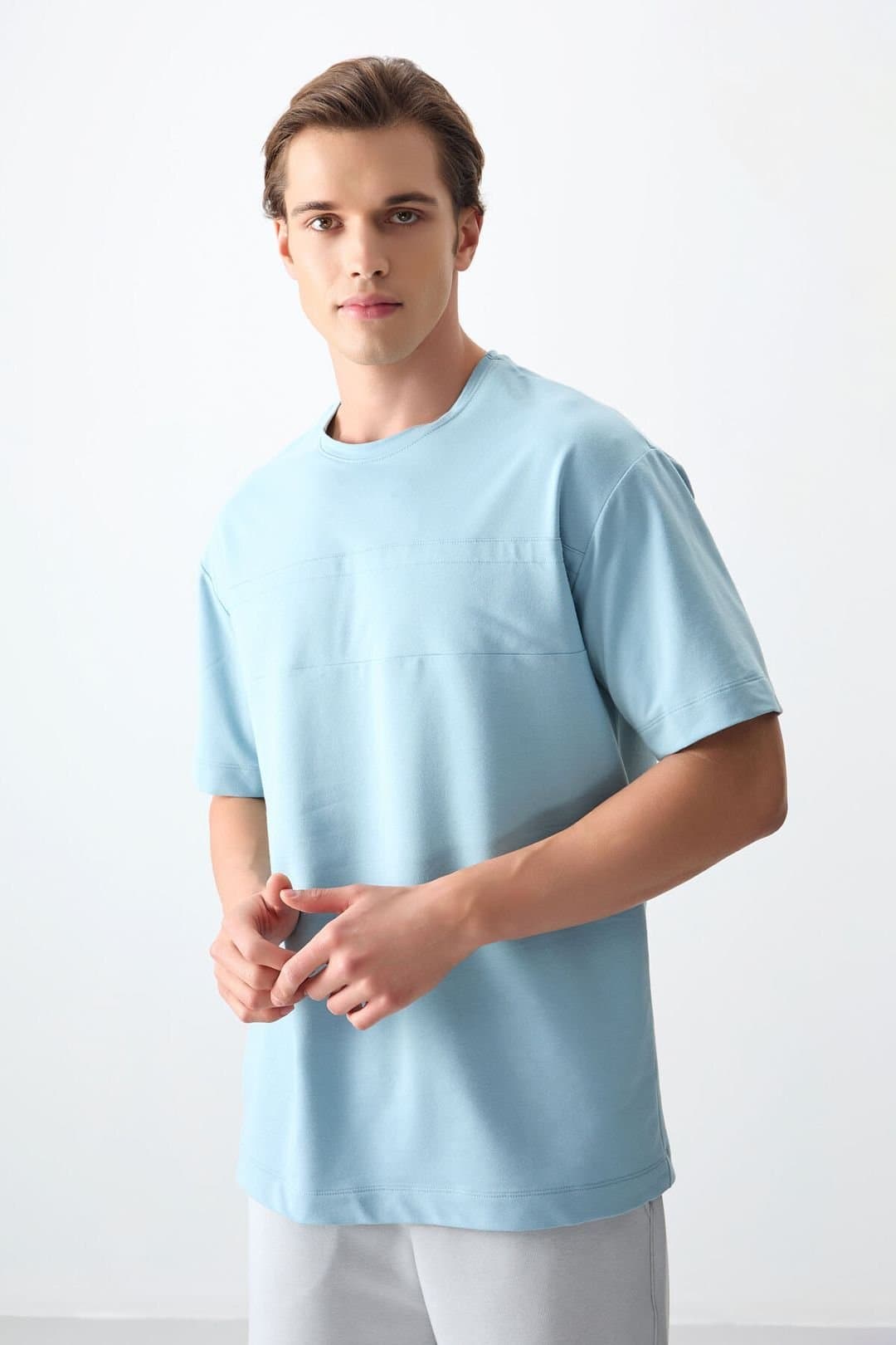 Tommy Life Tommy Life Men's Oversized Crew Neck T-Shirt in Baby Blue