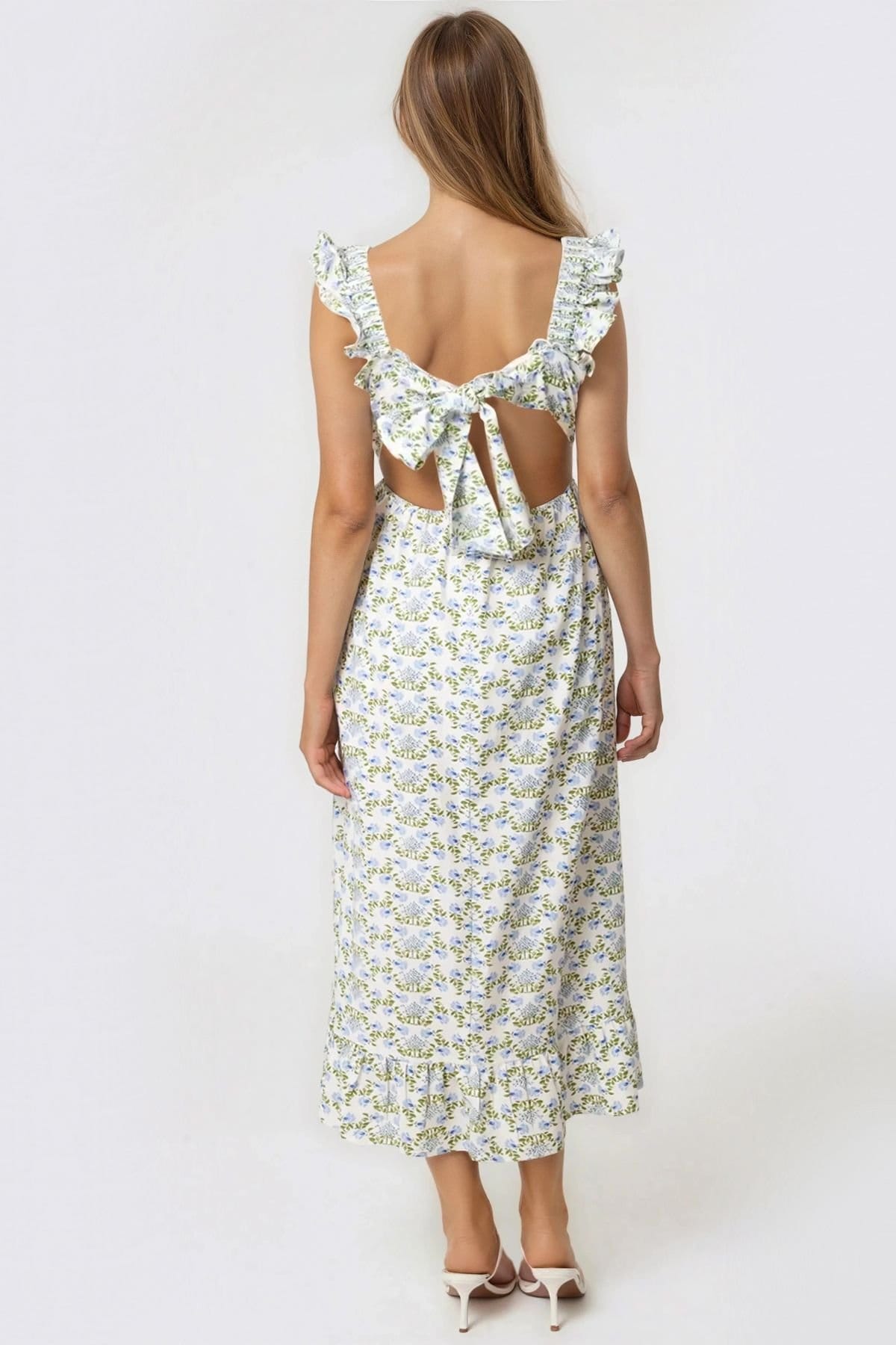 Aftershock London Aftershock London Women's Blue Floral Open Tie Back Midi Dress in White - 4