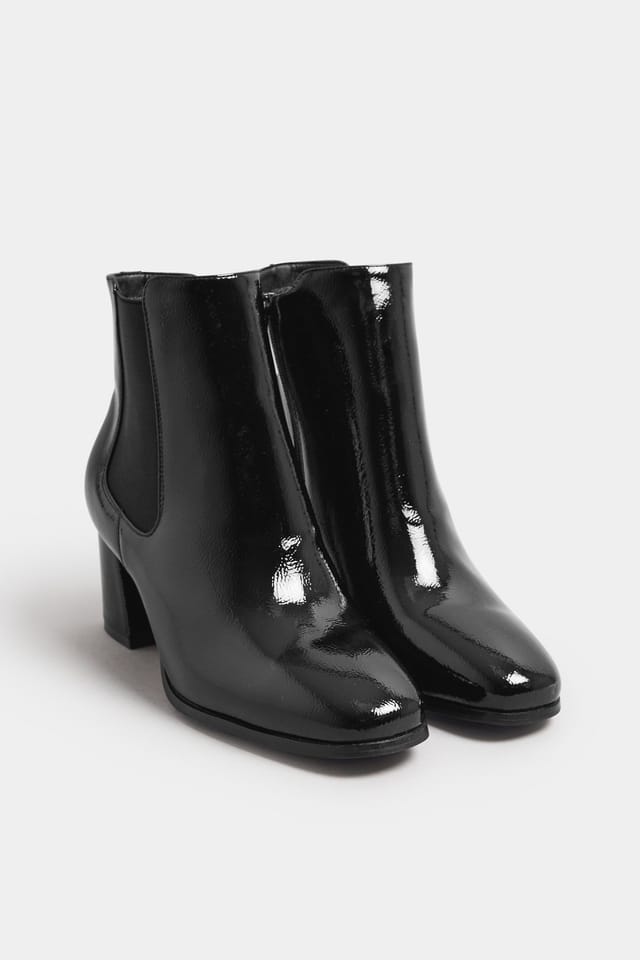 Yours Yours Women's Block Heel Chelsea Boots In Extra Wide EEE Fit in Black - 2